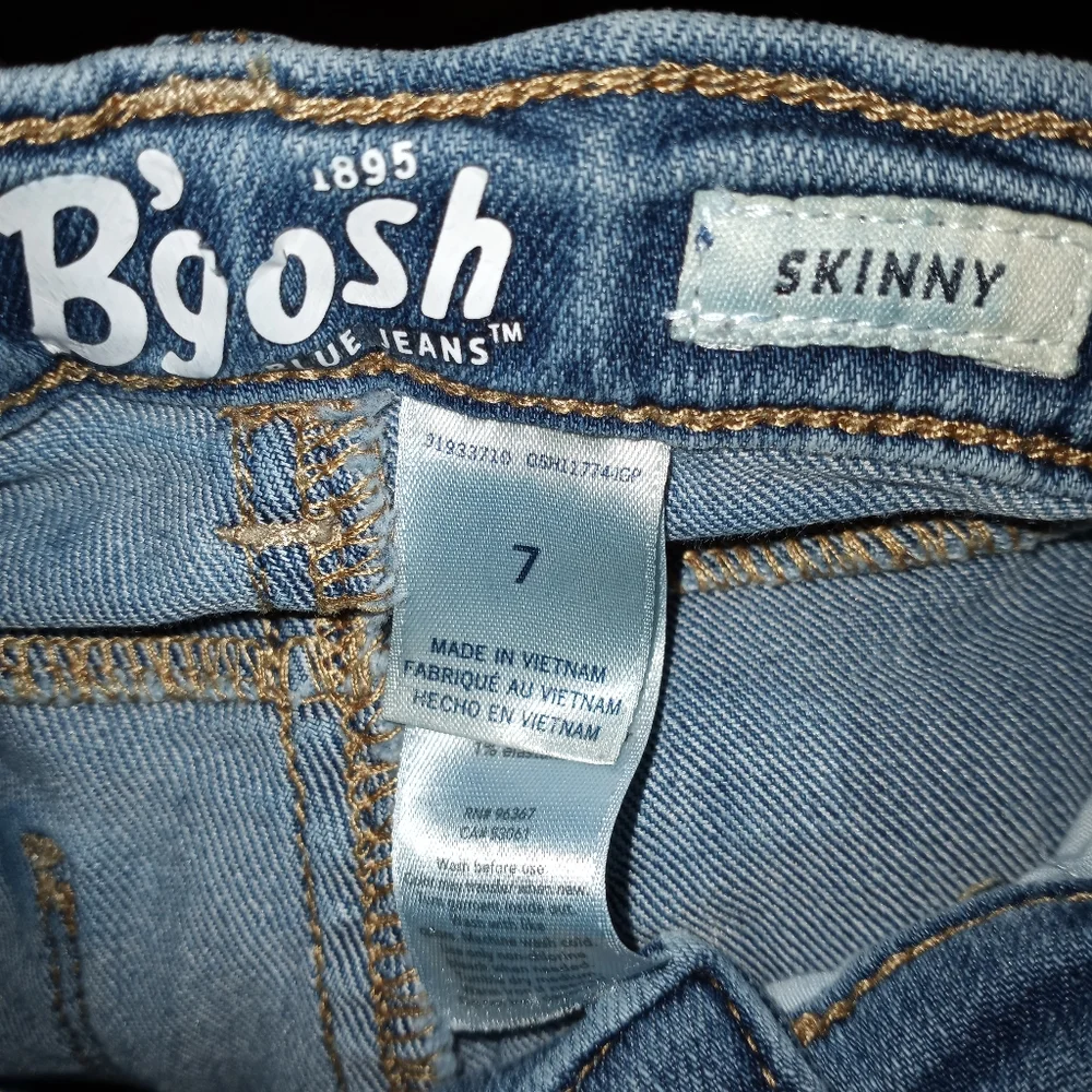 Boys Denim blue jeans • Oshkosh B'gosh